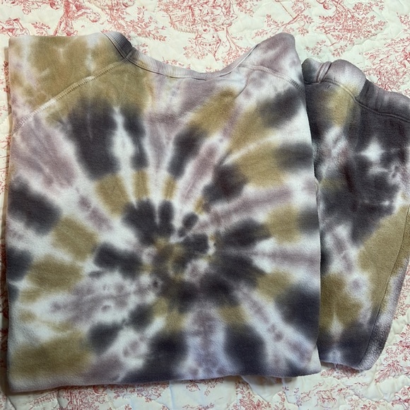 OLI VIV Purple Gold Tie Dye Sweatshirt Size M & Sweatpants Size S - Picture 4 of 13